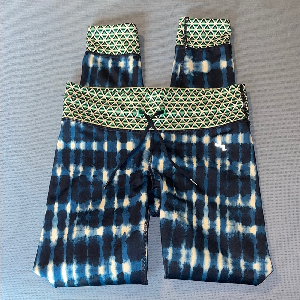 JoyLab Blue and Green tie dye Leggings (not elastic Waistband!)